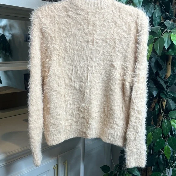 EUC Future Collective Bodycon Cream Fuzzy Sweater, XL - Picture 3 of 9